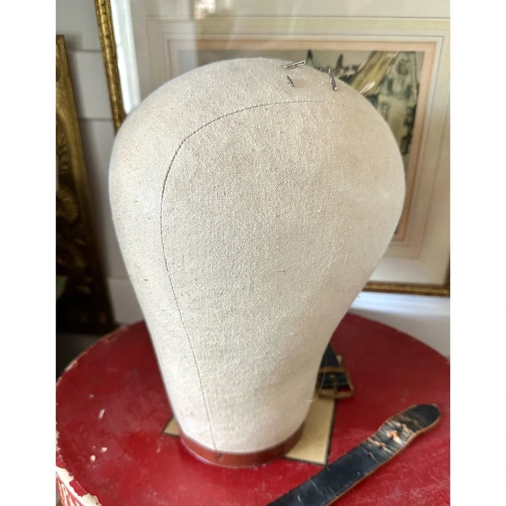 Vintage Dobbs Fifth Avenue Hat Box Horse + Buggy Women’s Mink Hat & Hat Block